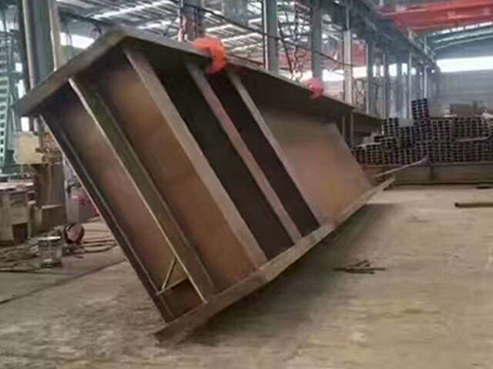 H型鋼梁、格構(gòu)柱