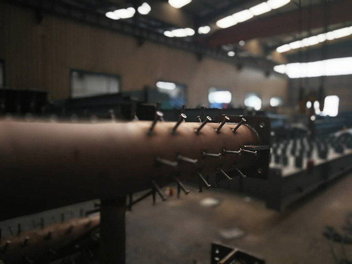 H型鋼梁、格構(gòu)柱