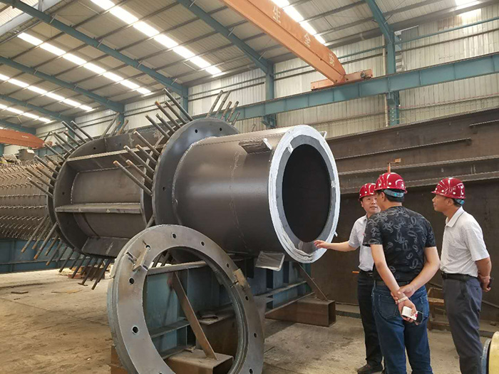 圓柱、箱型柱、十字形柱