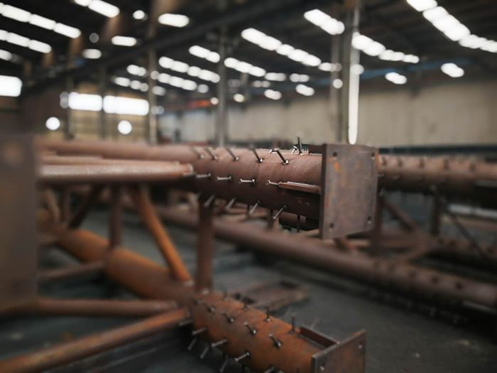 H型鋼梁、格構(gòu)柱